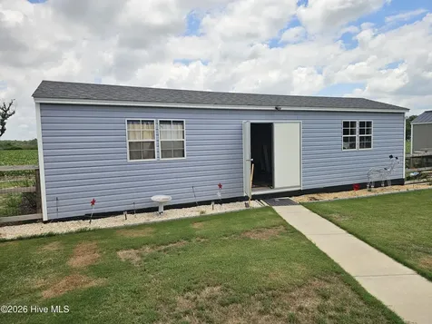 2866 Basstown Road Clinton NC 28328