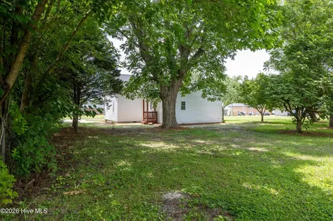 309 Stetson Street Clinton NC 28328