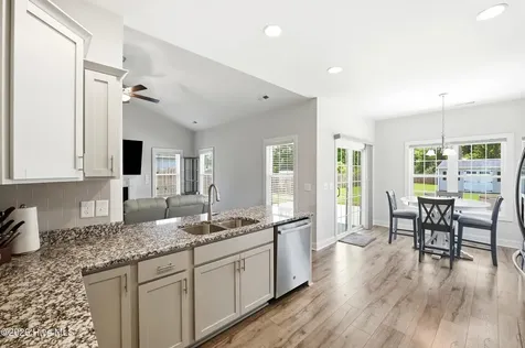 80 Forsyth Lane Rocky Point NC 28457
