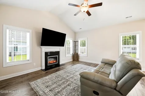 80 Forsyth Lane Rocky Point NC 28457