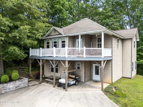 883 Village Road Murphy NC 28906