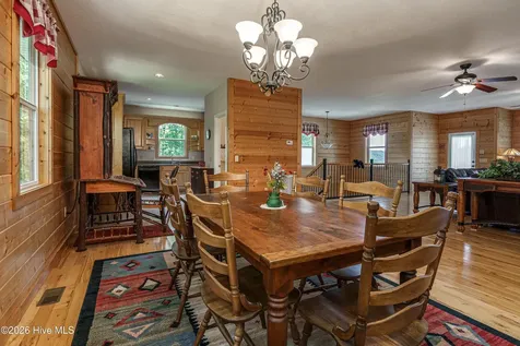883 Village Road Murphy NC 28906
