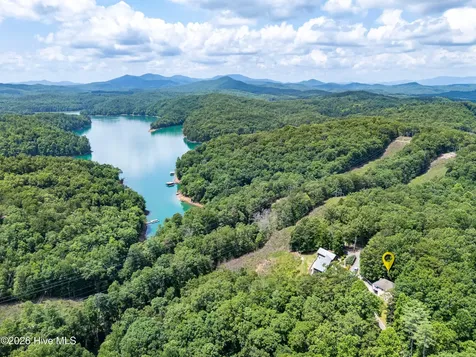883 Village Road Murphy NC 28906