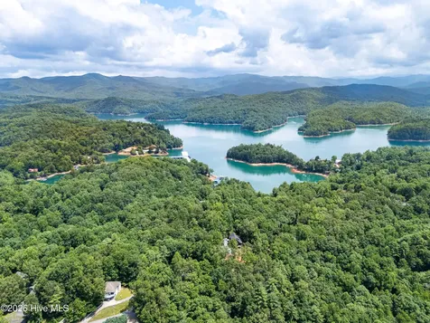 883 Village Road Murphy NC 28906