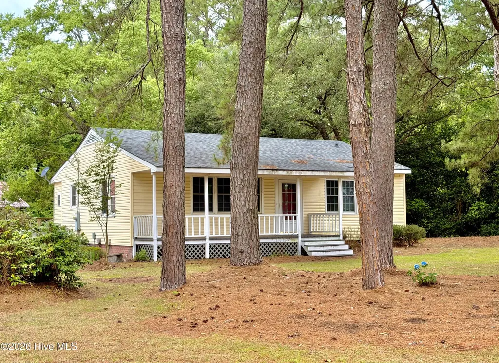 2898 Wallace Family Road Kinston NC 28501