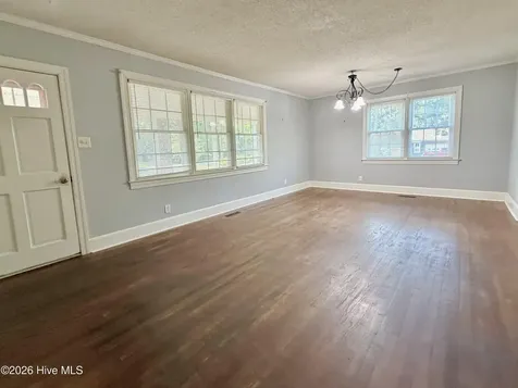 2898 Wallace Family Road Kinston NC 28501