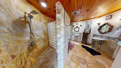 520 Whiteside Gap Road Robbinsville NC 28771