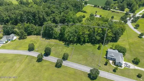 46 Carolina Way Arapahoe NC 28510