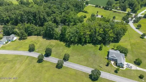 46 Carolina Way Arapahoe NC 28510