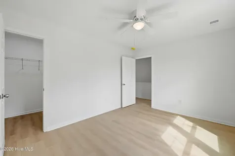 706 W Hayes Street Burgaw NC 28425