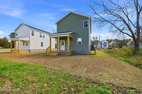 706 W Hayes Street Burgaw NC 28425