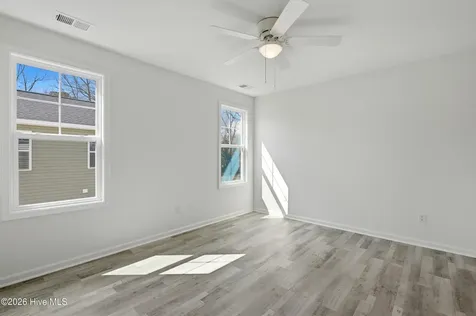 708 W Hayes Street Burgaw NC 28425