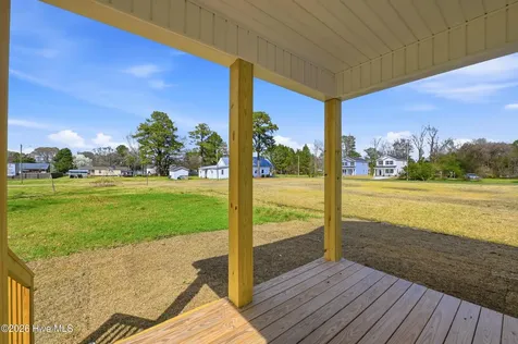 708 W Hayes Street Burgaw NC 28425