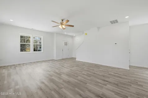 708 W Hayes Street Burgaw NC 28425