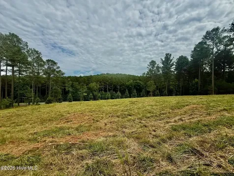 115 Stables Loop Blairsville GA 30512