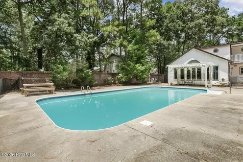 2570 Old Plantation Drive Kinston NC 28504