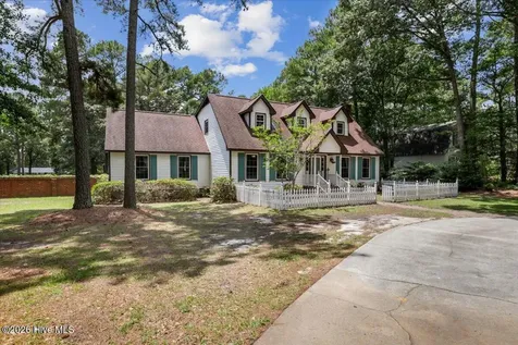 2570 Old Plantation Drive Kinston NC 28504