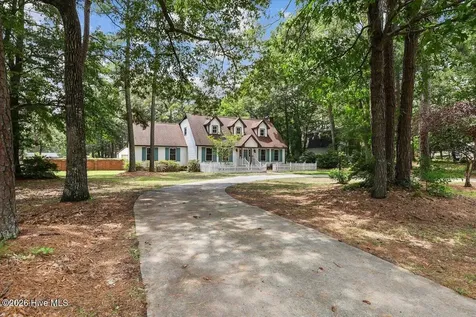 2570 Old Plantation Drive Kinston NC 28504