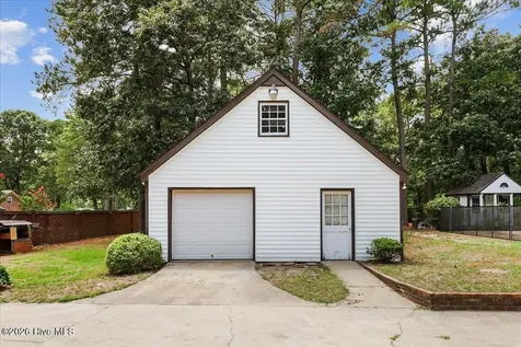 2570 Old Plantation Drive Kinston NC 28504