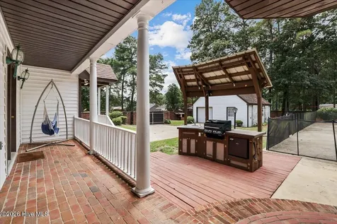 2570 Old Plantation Drive Kinston NC 28504