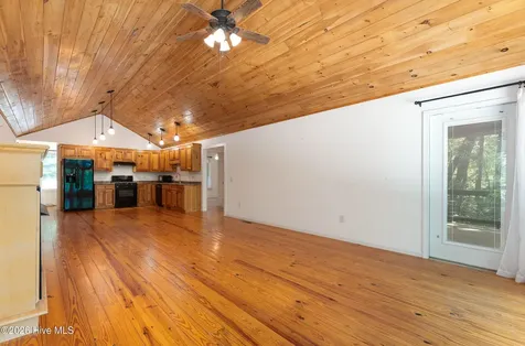 167 Brasstown View Brasstown NC 28902