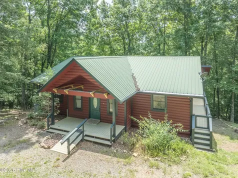 167 Brasstown View Brasstown NC 28902
