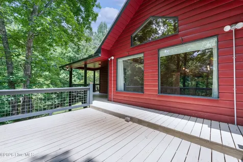 167 Brasstown View Brasstown NC 28902