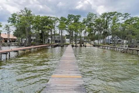 12 Sandy Cove Elizabethtown NC 28337