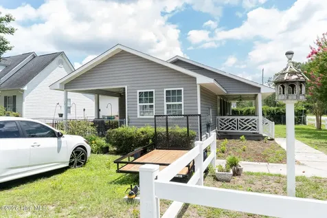 12 Sandy Cove Elizabethtown NC 28337