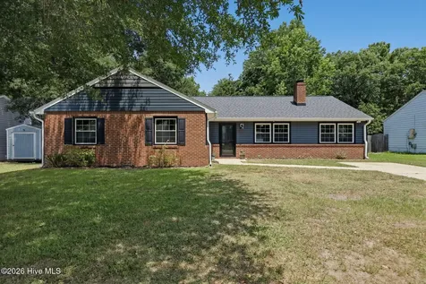 210 Spring Drive Jacksonville NC 28540
