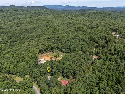 37 Red Wolf Trail Blairsville GA 30512