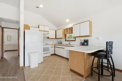 309 W Durham Street Kill Devil Hills NC 27948