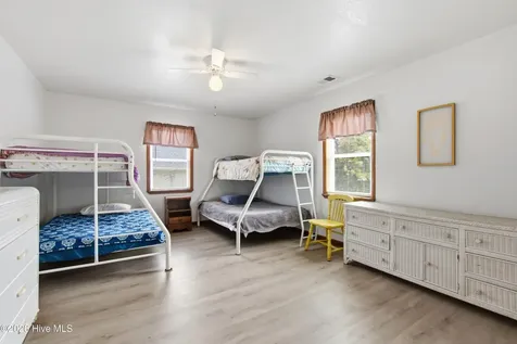 309 W Durham Street Kill Devil Hills NC 27948