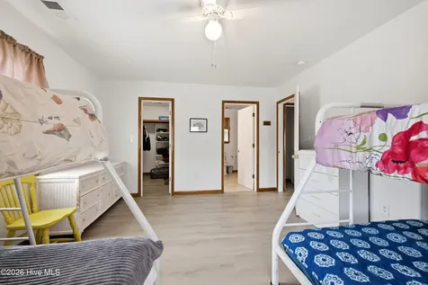 309 W Durham Street Kill Devil Hills NC 27948
