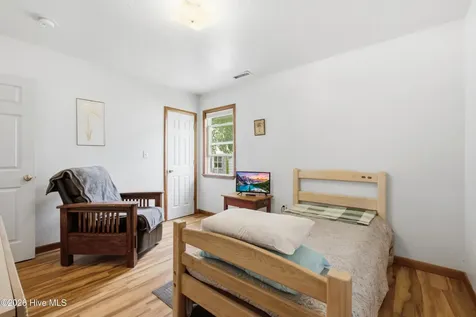 309 W Durham Street Kill Devil Hills NC 27948