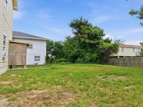 309 W Durham Street Kill Devil Hills NC 27948