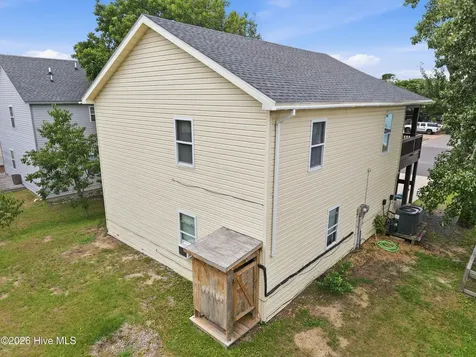 309 W Durham Street Kill Devil Hills NC 27948