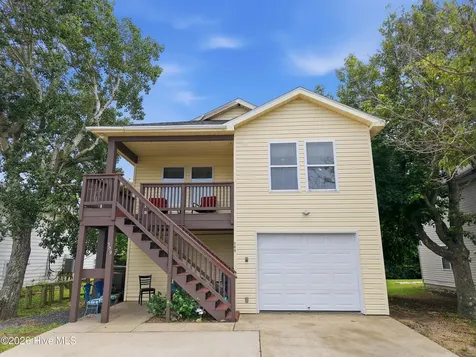 309 W Durham Street Kill Devil Hills NC 27948