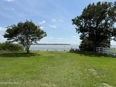 309 W Durham Street Kill Devil Hills NC 27948