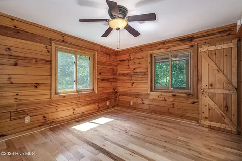 44 Red Wolf Trail Blairsville GA 30512