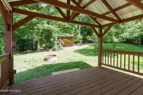 44 Red Wolf Trail Blairsville GA 30512