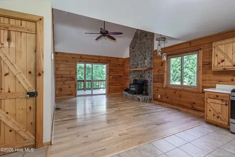 44 Red Wolf Trail Blairsville GA 30512