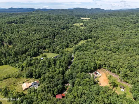 44 Red Wolf Trail Blairsville GA 30512