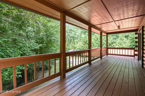44 Red Wolf Trail Blairsville GA 30512