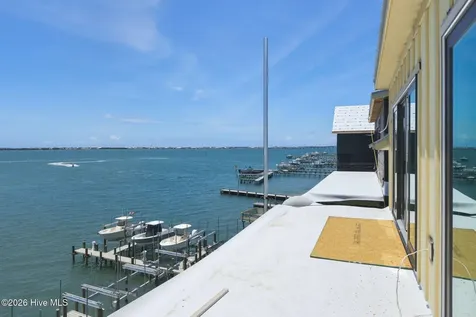 120 Bask Street Morehead City NC 28557
