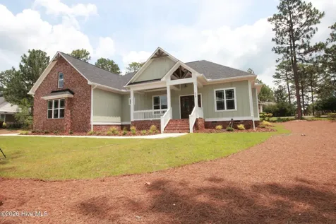 110 Lawrence Overlook Seven Lakes NC 27376