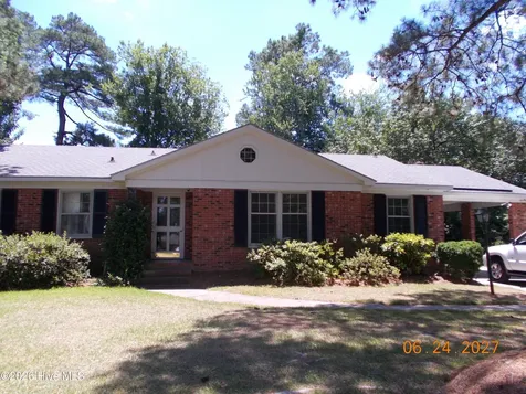 2209 Stanton Road Kinston NC 28504