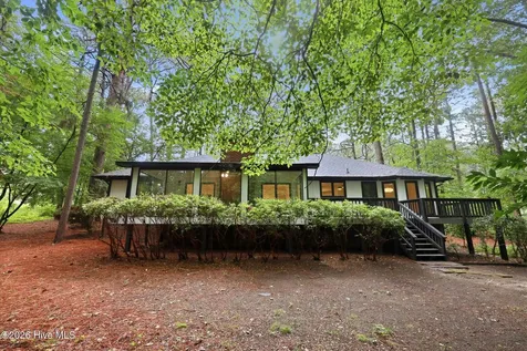 200 Devonshire Avenue W Seven Lakes NC 27376