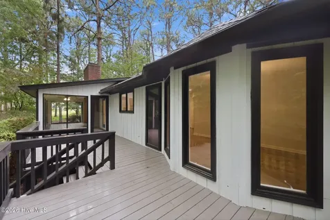 200 Devonshire Avenue W Seven Lakes NC 27376
