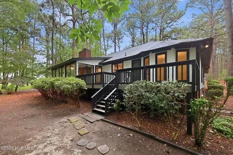 200 Devonshire Avenue W Seven Lakes NC 27376